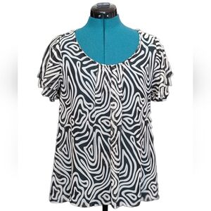 Boutique Sheer Flowy Black & White Blouse